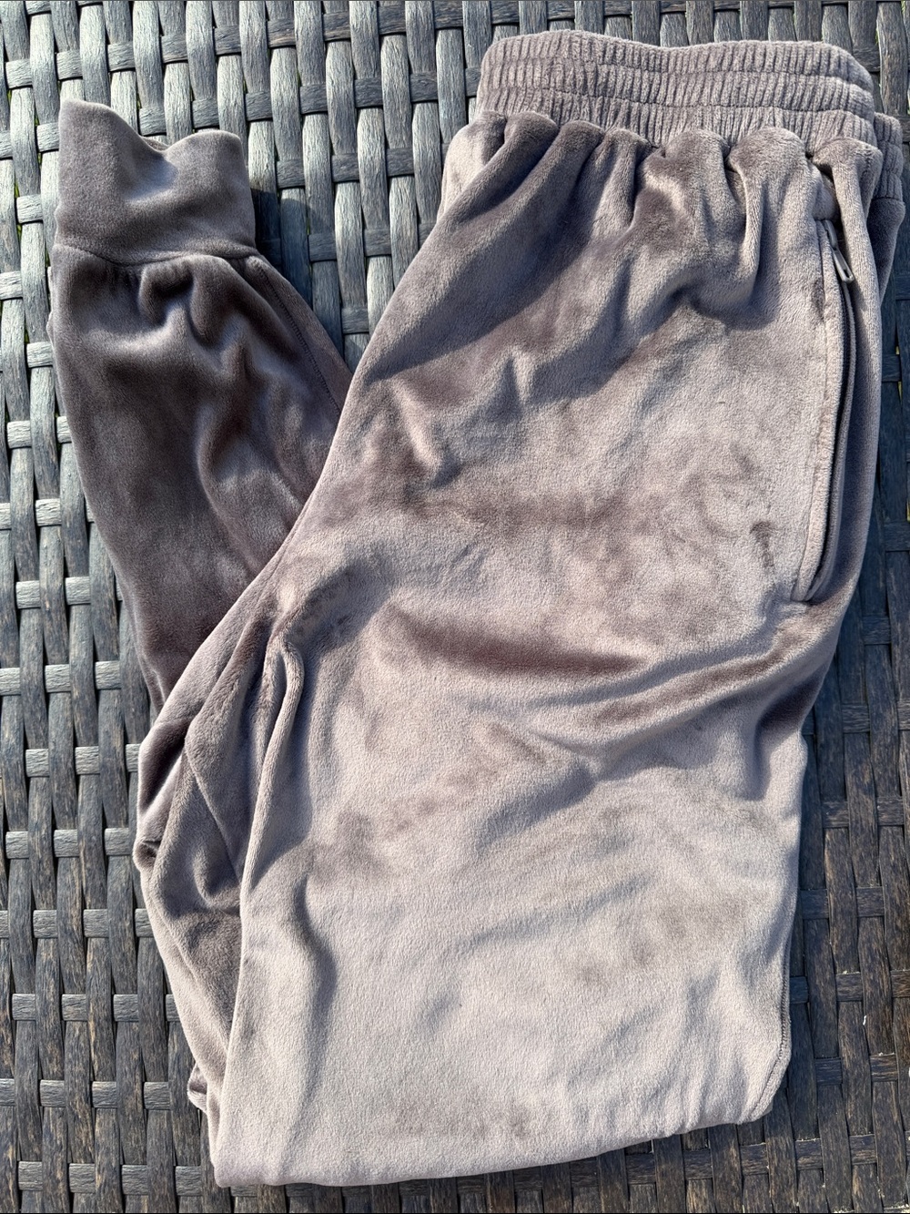 NWOT SKIMS Velour Tracksuit [Matching Set] - Picture 7 of 10
